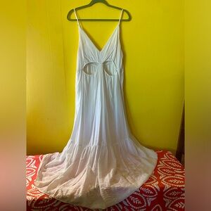 Abercrombie & Fitch White Maxi Dress